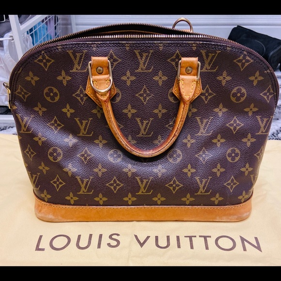 Louis Vuitton Handbags - Louis Vuitton monogram Alma MM